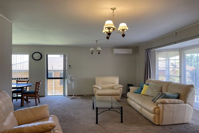 Photo of property in 69 Oliver Road, Eastern Beach, Auckland, 2012