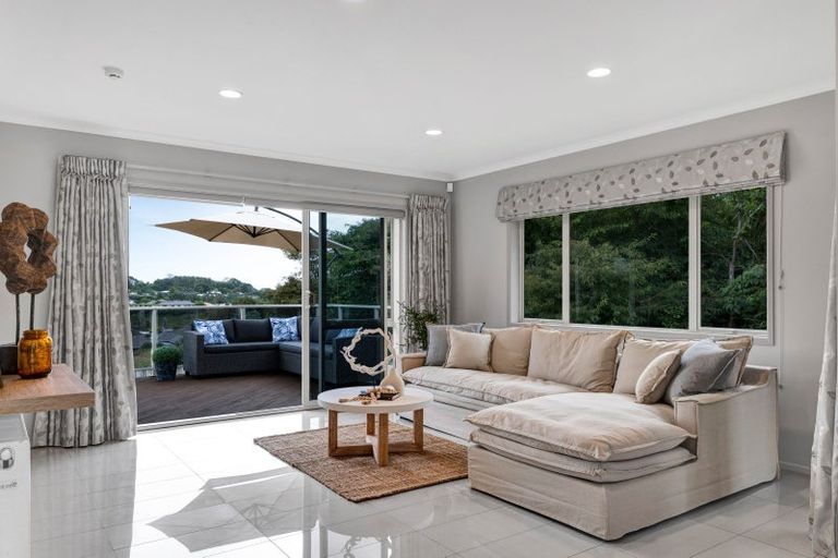 Photo of property in 6c Highfield Place, Highlands Park, New Plymouth, 4312