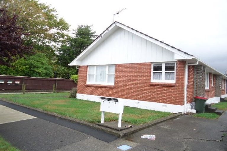Photo of property in 1/4 Gower Street, Silverstream, Upper Hutt, 5019