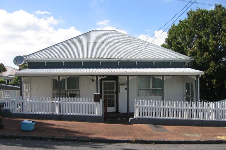 Photo of property in 32 Dean Street, Grey Lynn, Auckland, 1021