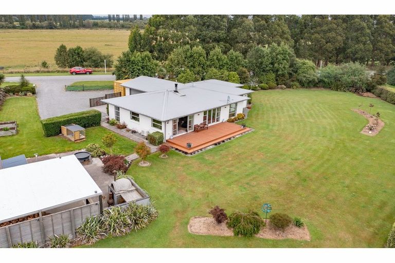 Photo of property in 49 Commercial Road, Oxford, 7430