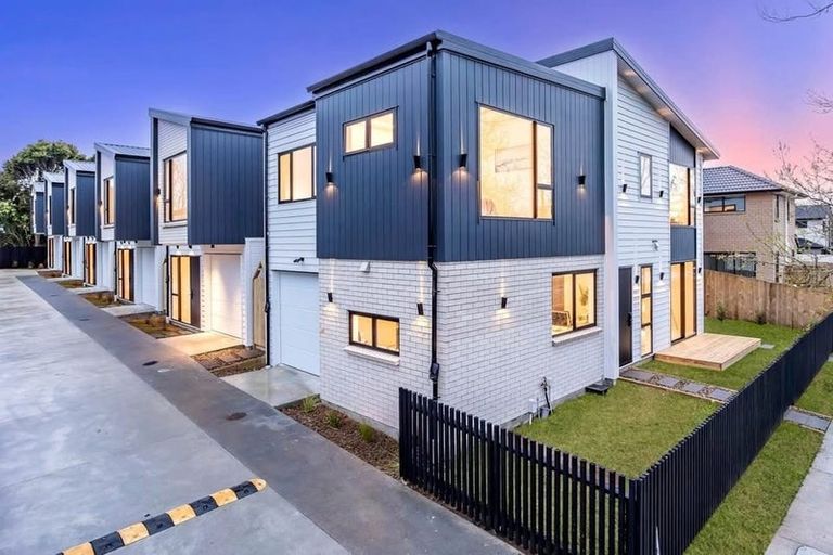 Photo of property in 8b Milton Road, Papatoetoe, Auckland, 2024