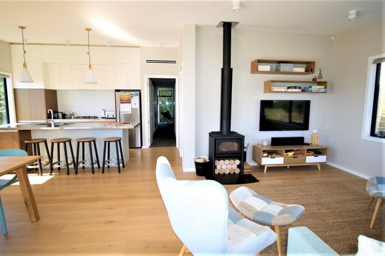 Photo of property in 9 Ross Place, Whiritoa, Whangamata, 3691