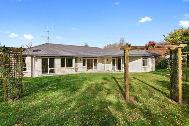 Photo of property in 2 Curnow Place, Leamington, Cambridge, 3432