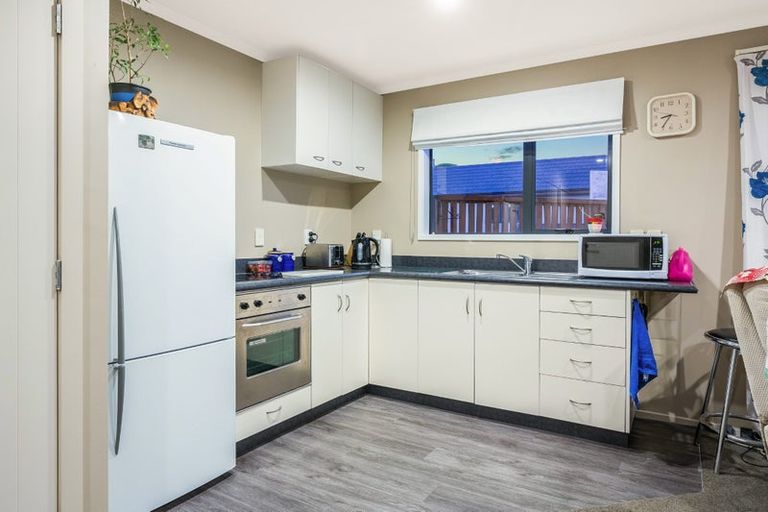 Photo of property in 26 Navigation Drive, Whitby, Porirua, 5024