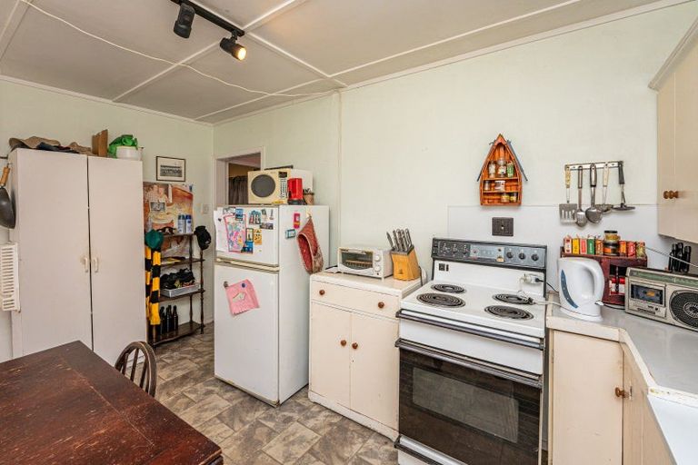 Photo of property in 5 Gawler Street, Te Horo Beach, Otaki, 5581