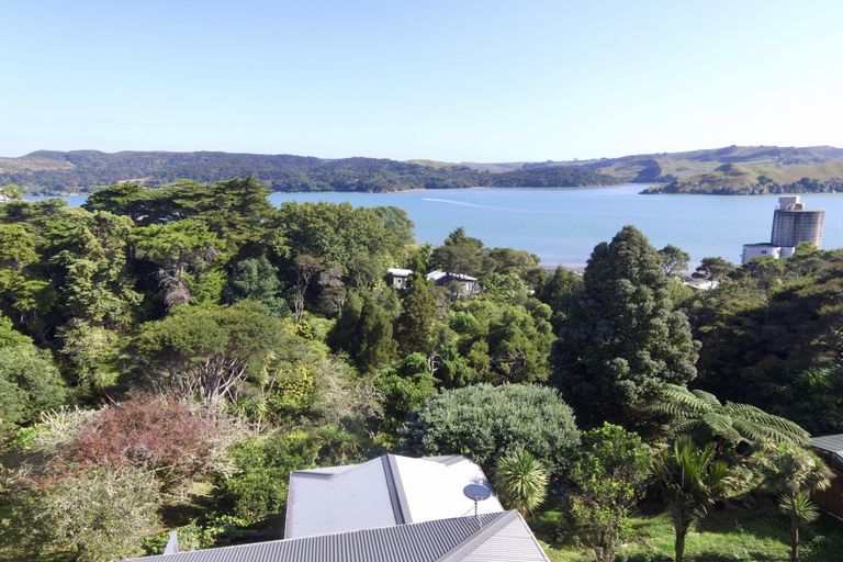 Photo of property in 24 Lily Street, Raglan, 3225