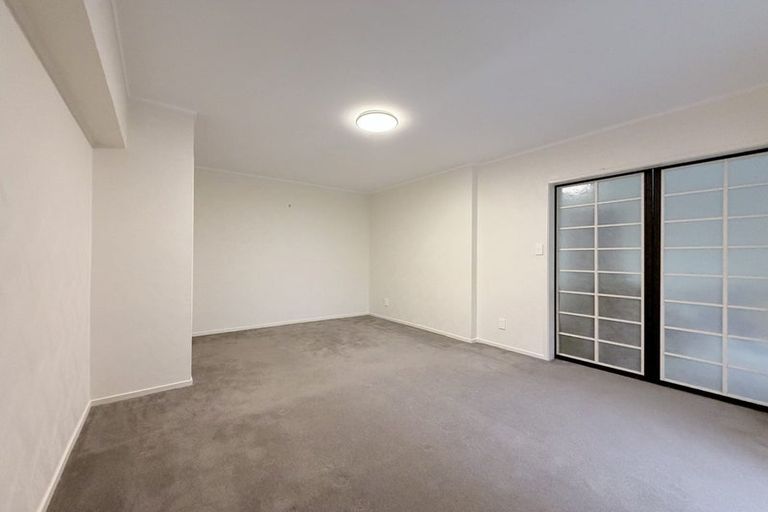 Photo of property in 2/14 Taharoto Road, Takapuna, Auckland, 0622