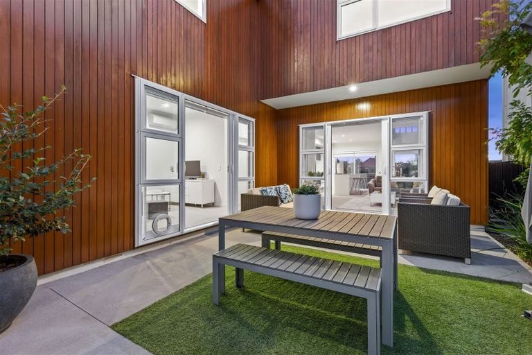 Photo of property in 11 Frances Bryers Road, Hobsonville, Auckland, 0616