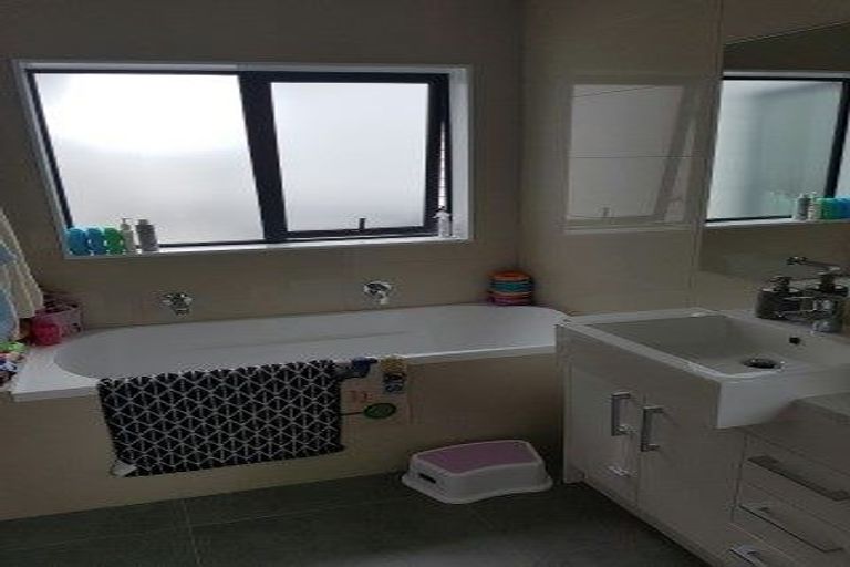 Photo of property in 49 Nautilus Drive, Gulf Harbour, Whangaparaoa, 0930