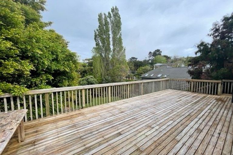 Photo of property in 20 Heathcote Road, Castor Bay, Auckland, 0620