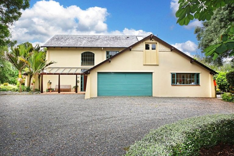Photo of property in 22 Ewen Place, Karaka, Papakura, 2580