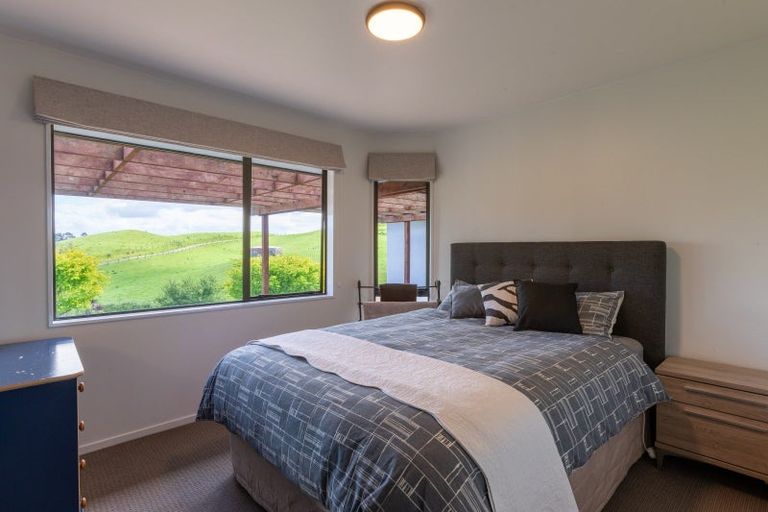 Photo of property in 14 Centre Road, Matamau, Dannevirke, 4977