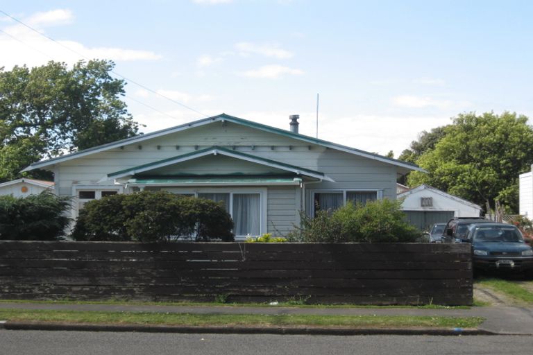 Photo of property in 104 Harrison Street, Whanganui, 4500