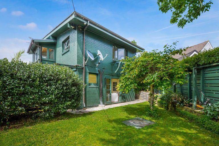 Photo of property in 2 Flagstaff Terrace, Devonport, Auckland, 0624