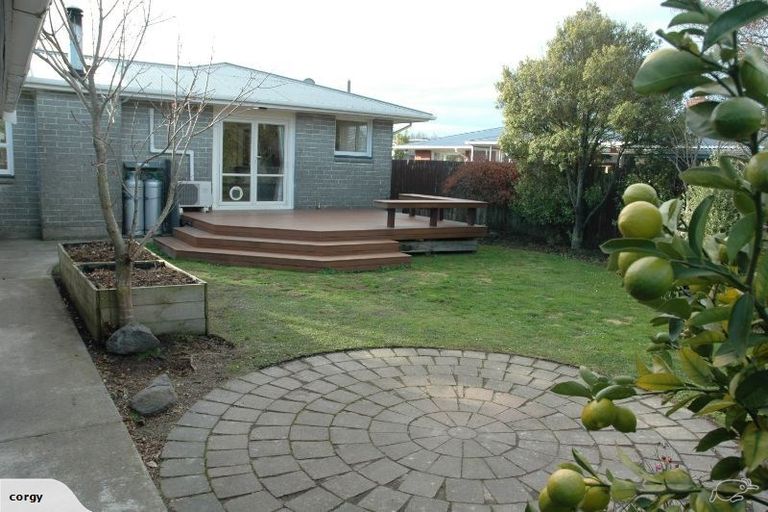Photo of property in 33 Hurunui Street, Cracroft, Christchurch, 8025
