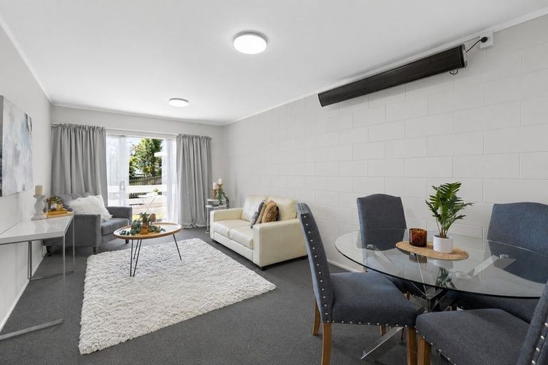 Photo of property in 5/23 Orams Road, Hillpark, Auckland, 2102