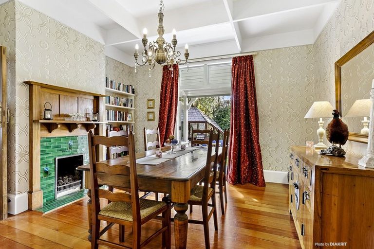 Photo of property in 162 Wadestown Road, Wadestown, Wellington, 6012