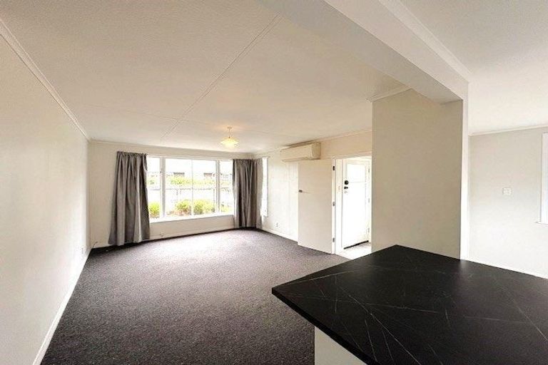Photo of property in 75 Heretaunga Street, Palmerston North, 4414