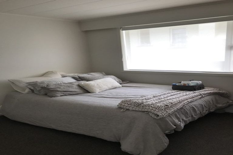 Photo of property in 28b Pendarves Street, New Plymouth, 4310
