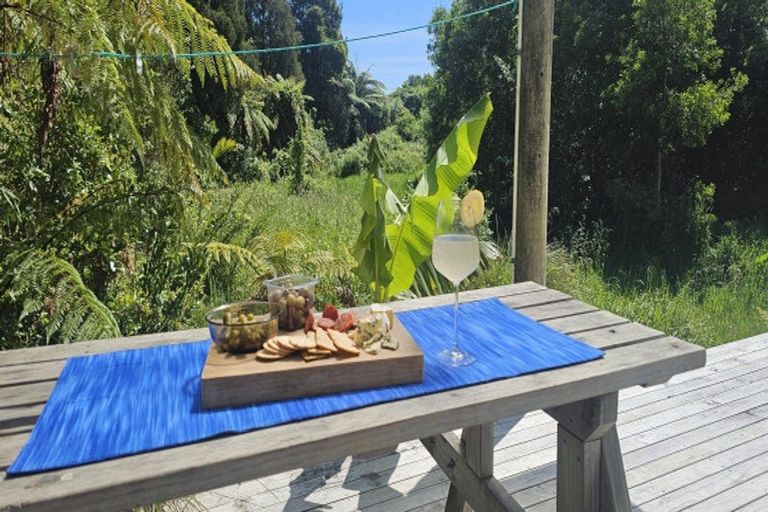 Photo of property in 4 Nikau Heights, Little Wanganui, Karamea, 7893