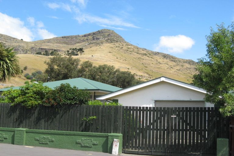 Photo of property in 16 Marsden Street, Heathcote Valley, Christchurch, 8022