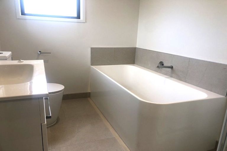 Photo of property in 1/39 Kowhai Street, Hamilton Lake, Hamilton, 3204