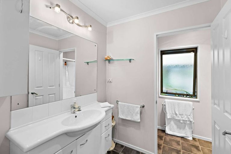 Photo of property in 263 Kanohi Road, Kaukapakapa, 0873