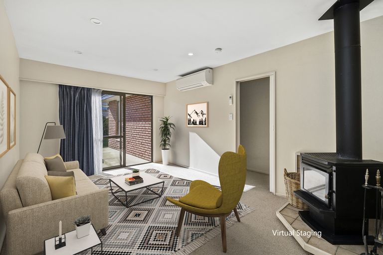 Photo of property in 60 Palatine Terrace, Saint Martins, Christchurch, 8022