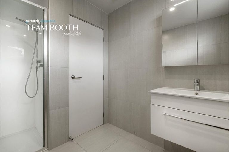 Photo of property in 102/165 Lake Road, Northcote, Auckland, 0627