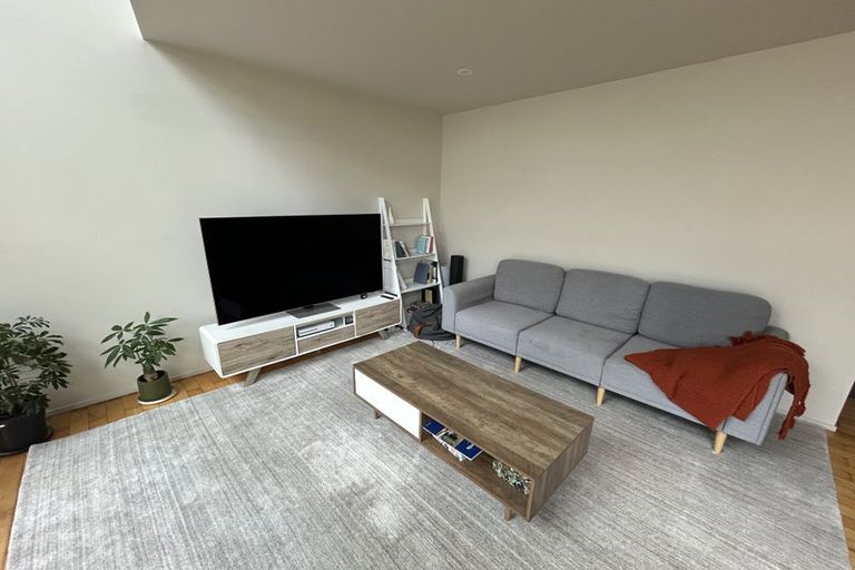 Photo of property in 3/20 Schnapper Rock Road, Schnapper Rock, Auckland, 0632