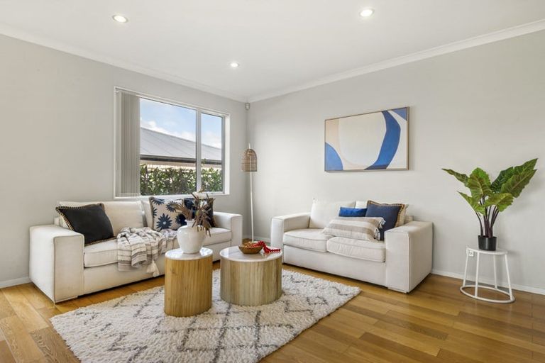 Photo of property in 116 Glendhu Road, Bayview, Auckland, 0629