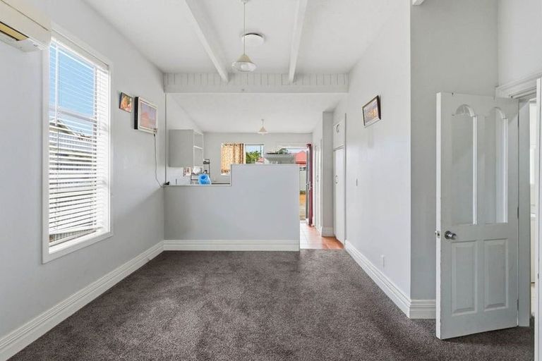 Photo of property in 28 Eskvale Street, Saint Kilda, Dunedin, 9012