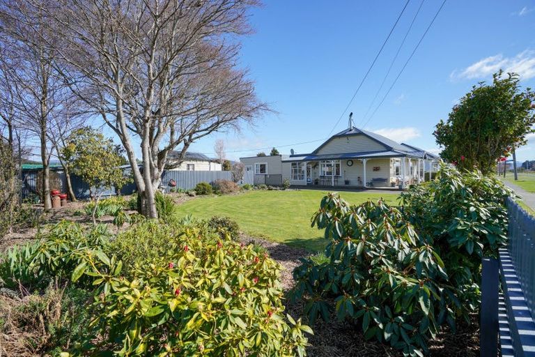 Photo of property in 51 Elles Road, Otautau, 9610