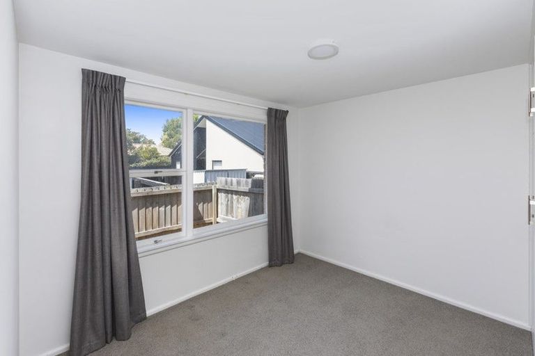 Photo of property in 2/70 Proctor Street, Papanui, Christchurch, 8053