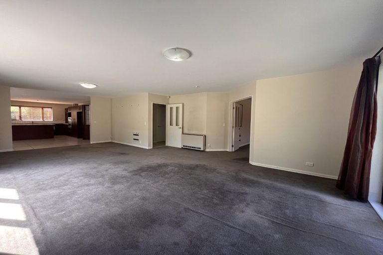 Photo of property in 7b Kauri Street, Riccarton, Christchurch, 8041