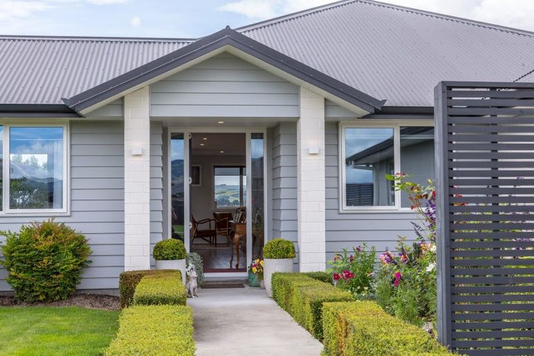 Photo of property in 28 Feist Street, Carterton, 5713