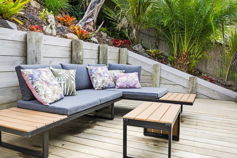 Photo of property in 1/70b Carlisle Road, Browns Bay, Auckland, 0632