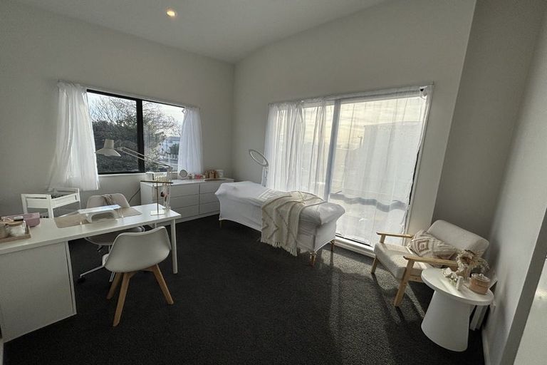 Photo of property in 1/74 Caledonian Road, St Albans, Christchurch, 8014