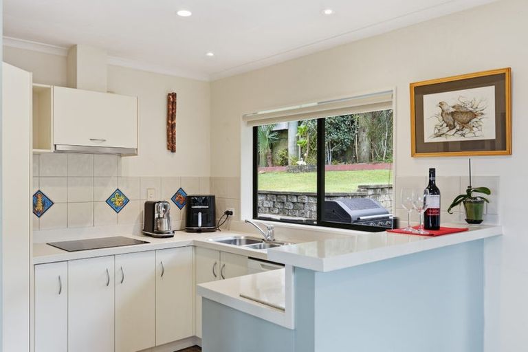 Photo of property in 5 Rose Court, Orewa, 0931