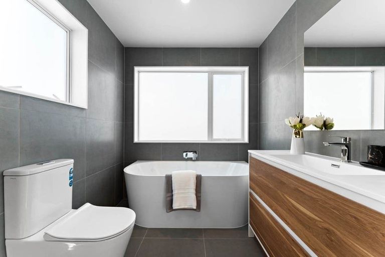 Photo of property in 36 Baumea Rise, Massey, Auckland, 0614