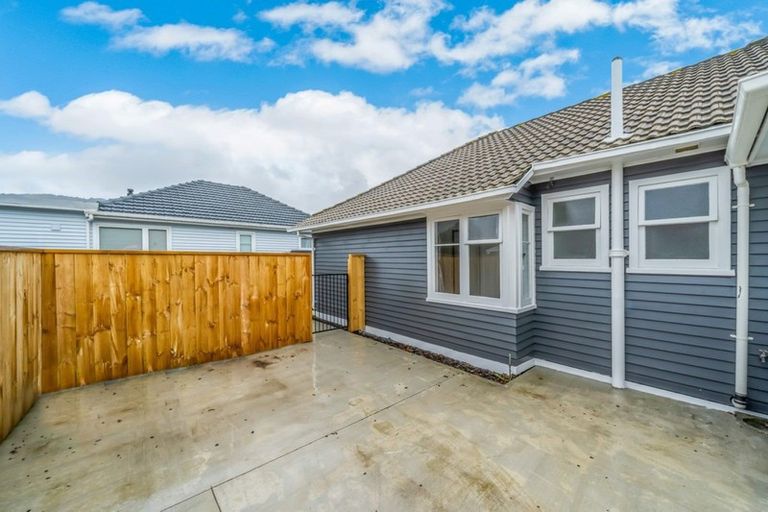 Photo of property in 15c Burden Avenue, Wainuiomata, Lower Hutt, 5014