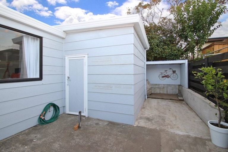 Photo of property in 11a Hilltop Road, Parkvale, Tauranga, 3112