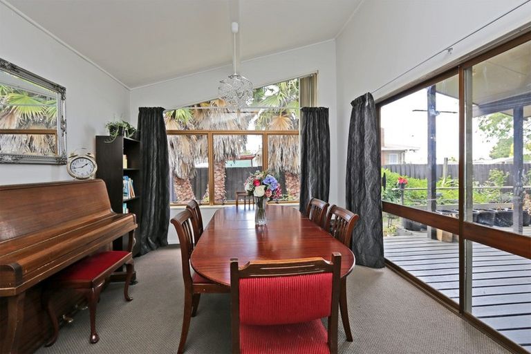 Photo of property in 100 Flaxmere Avenue, Flaxmere, Hastings, 4120