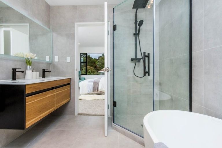 Photo of property in 1b Rimu Rise, Albany, Auckland, 0632