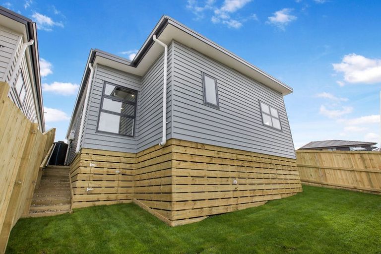 Photo of property in 38 Scenic Rise, Rototuna North, 3281