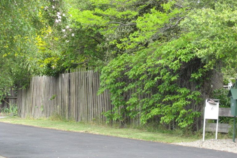 Photo of property in 6 Panckhurst Drive, Woodend, 7610