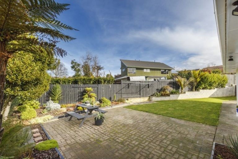 Photo of property in 8 Leigh Place, Awapuni, Palmerston North, 4412