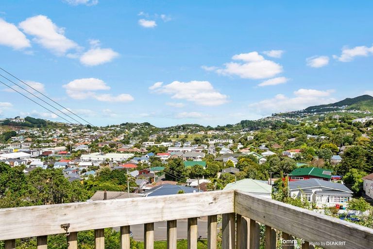 Photo of property in 49 Ohariu Road, Johnsonville, Wellington, 6037