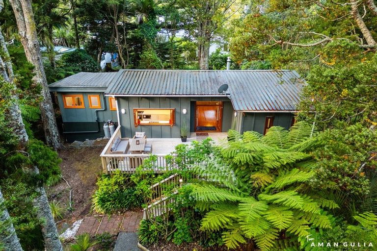 Photo of property in 78 Waima Crescent, Titirangi, Auckland, 0604